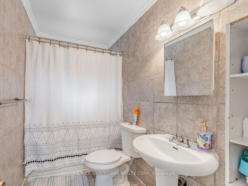 39 Northwood Dr  Brampton, L6X 2L4 | Image 14