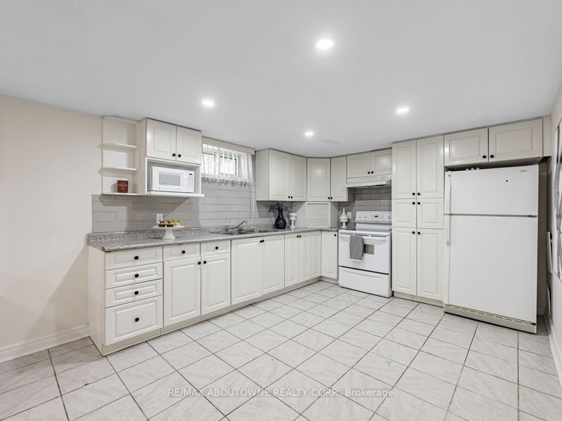 39 Northwood Dr  Brampton, L6X 2L4 | Image 19