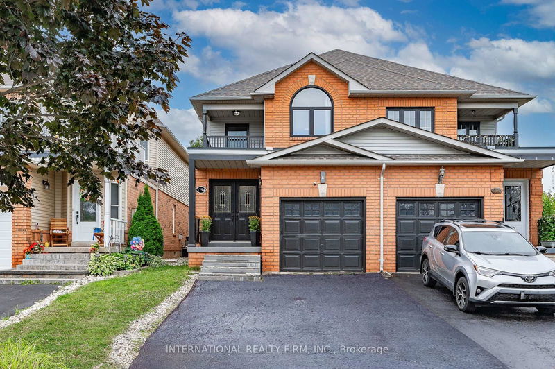 home for sale on 1794 Lampman Avenue