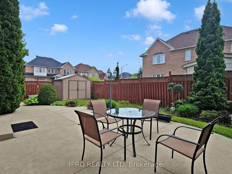 47 Sandway Dr  Brampton, L7A 2T8 | Image 33