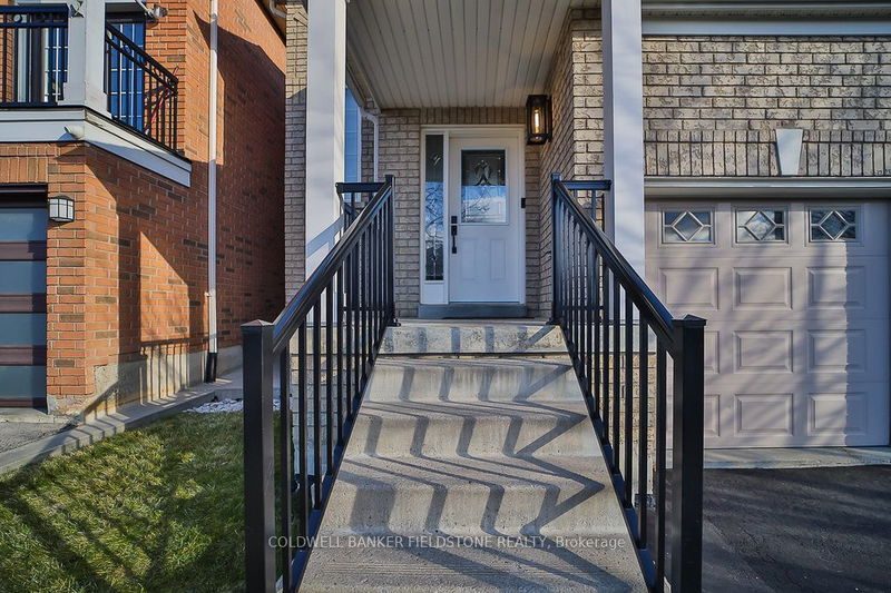 363 Edenbrook Hill Dr  Brampton, L7A 2N4 | Image 3