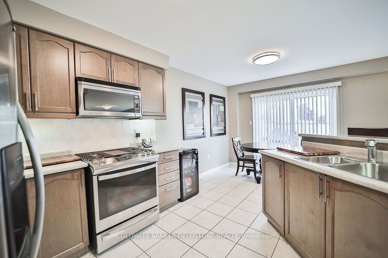 363 Edenbrook Hill Dr  Brampton, L7A 2N4 | Image 4