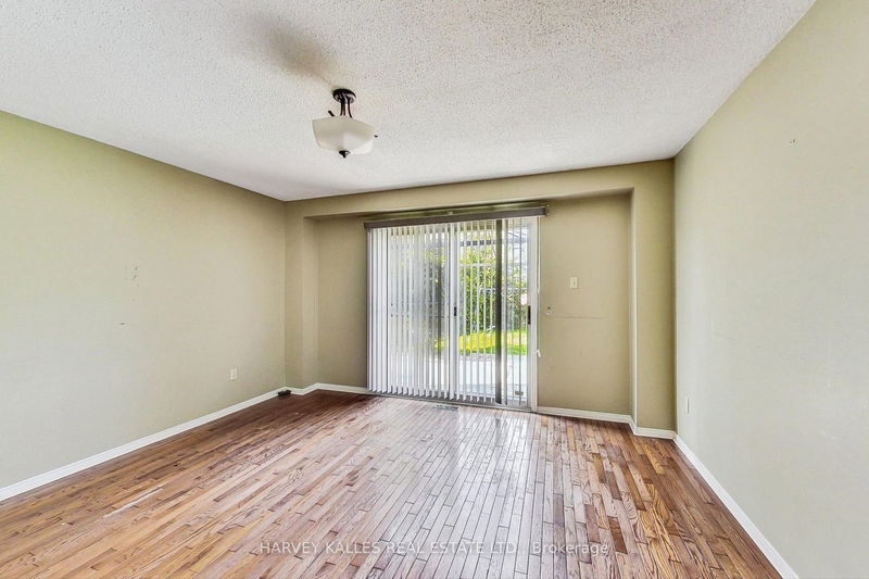 7284 Seabreeze Dr  Mississauga, L5N 6K6 | Image 5