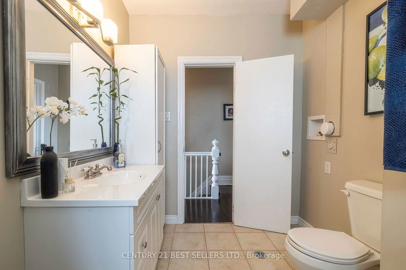 1281 Weston Rd  Toronto, M6M 4R2 | Image 22