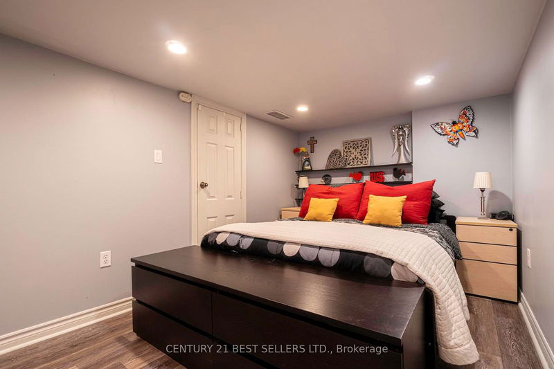 1281 Weston Rd  Toronto, M6M 4R2 | Image 28