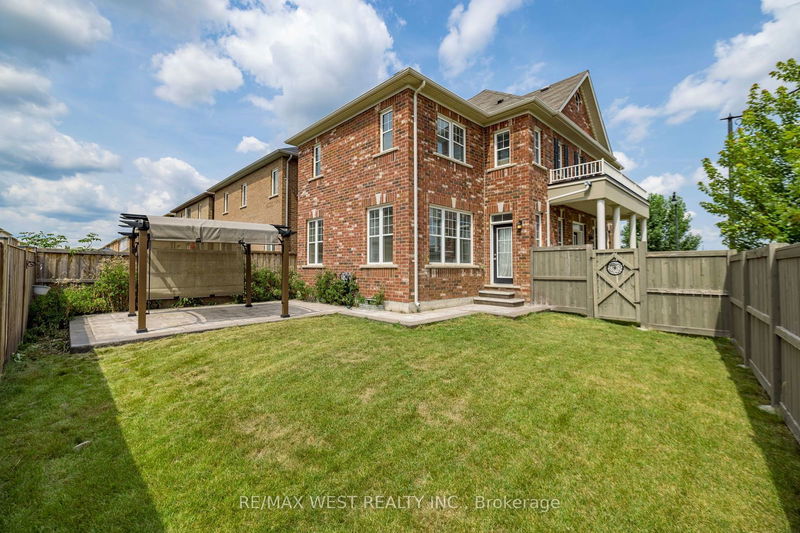 2 Redfern St  Brampton, L7A 4T7 | Image 4