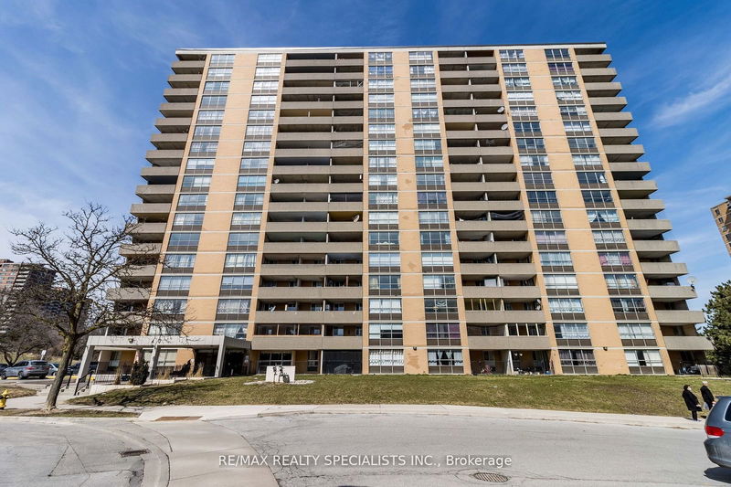 home for lease on 707-40 Panorama Court