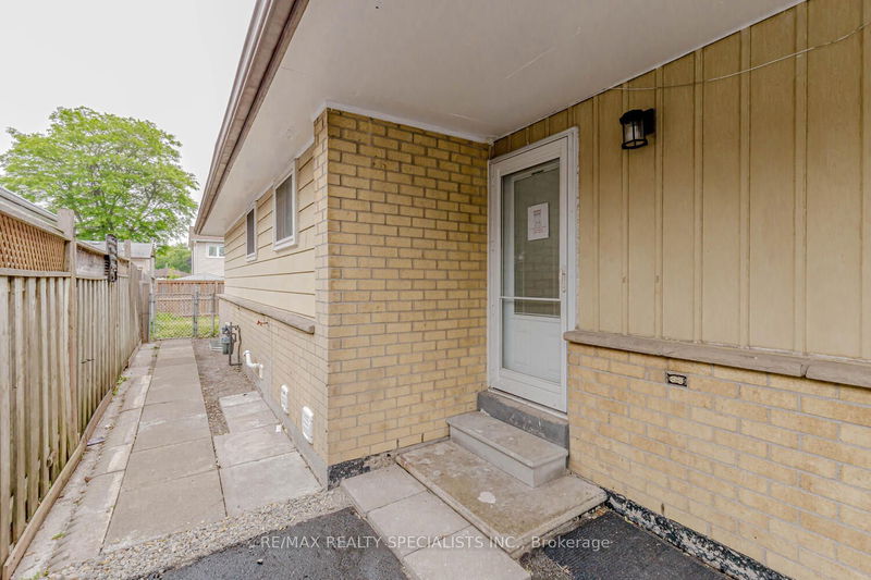 39 Seaborn Rd  Brampton, L6V 2B8 | Image 20