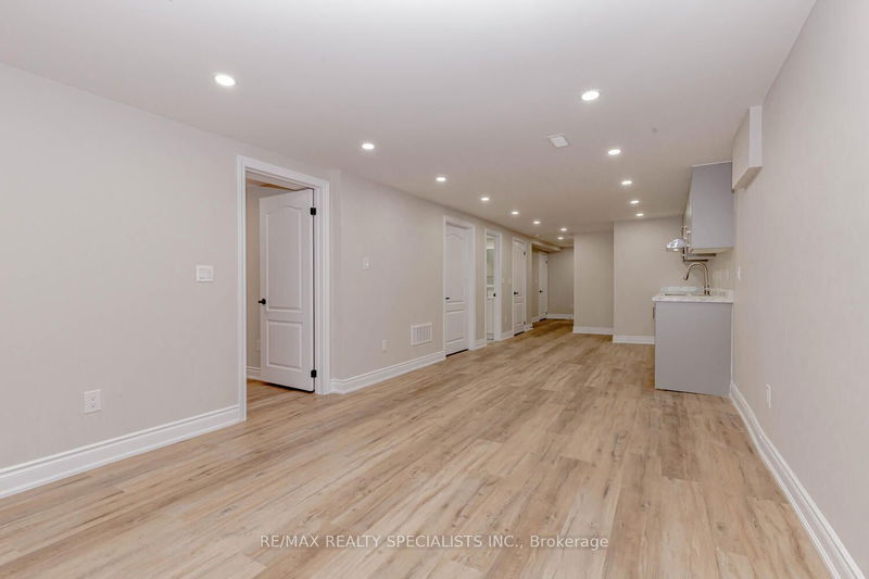 39 Seaborn Rd  Brampton, L6V 2B8 | Image 23