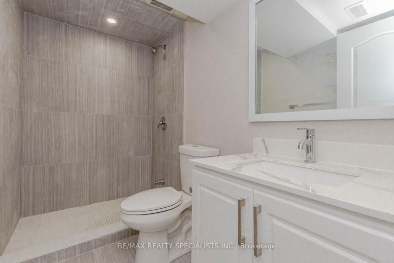 39 Seaborn Rd  Brampton, L6V 2B8 | Image 27