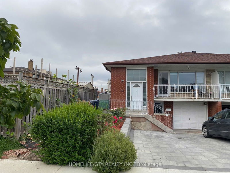 53 Petiole Rd  Toronto, M3N 2B3 | Image 2