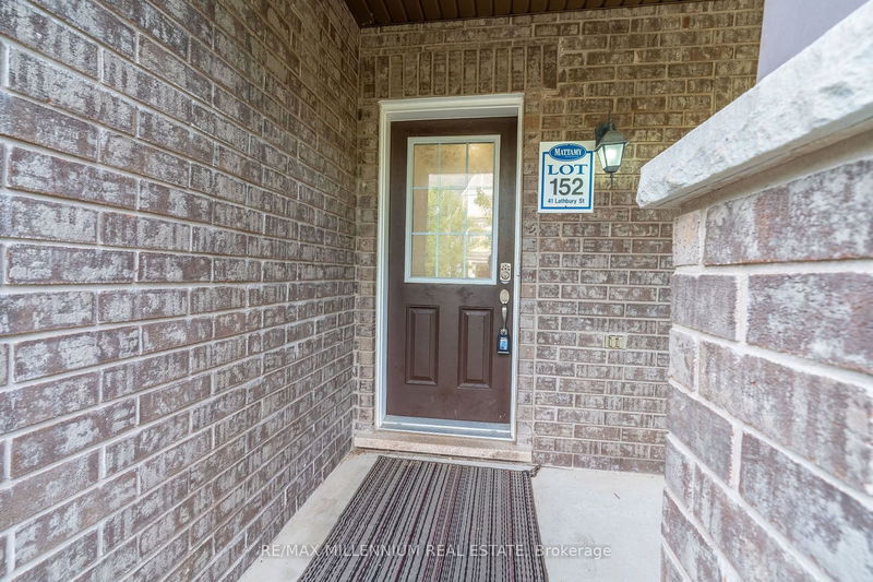 41 Lathbury St  Brampton, L7A 0R8 | Image 3