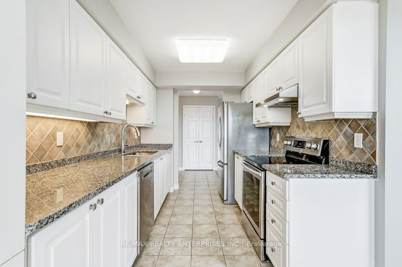  1824 - 25 Kingsbridge Garden Circ  Mississauga, L5R 4B1 | Image 28