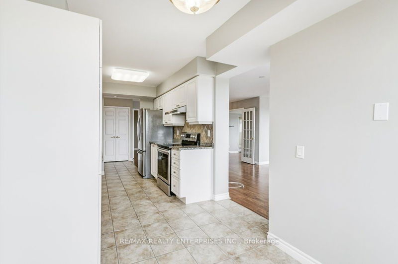  1824 - 25 Kingsbridge Garden Circ  Mississauga, L5R 4B1 | Image 33