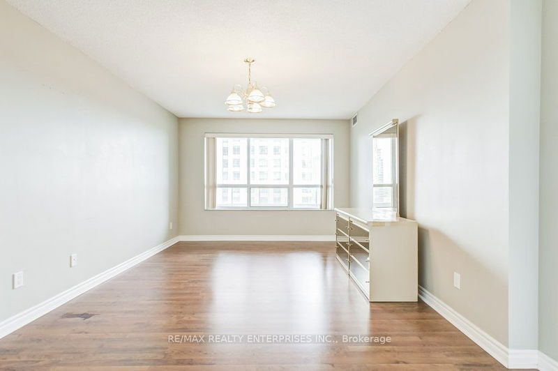  1824 - 25 Kingsbridge Garden Circ  Mississauga, L5R 4B1 | Image 35