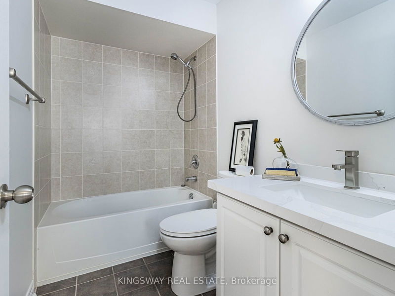 4885 Capri Cres  Burlington, L7M 0H8 | Image 31