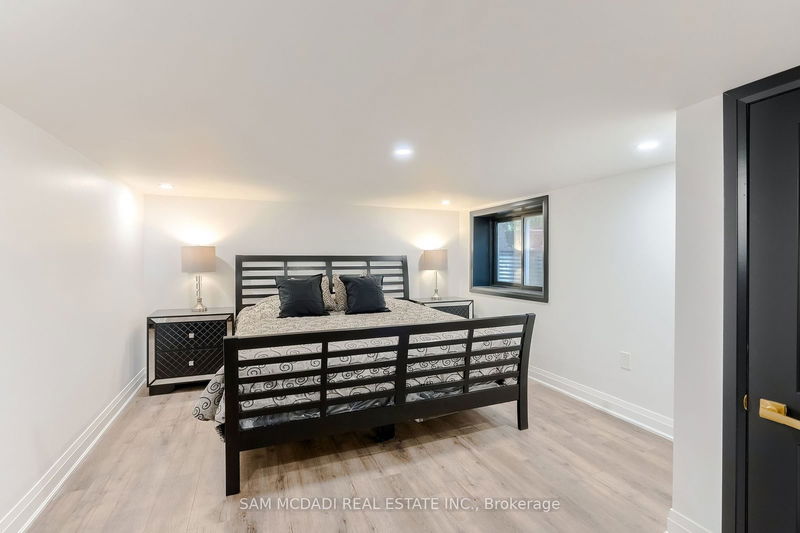 1540 Mississauga Rd  Mississauga, L5H 2K1 | Image 33