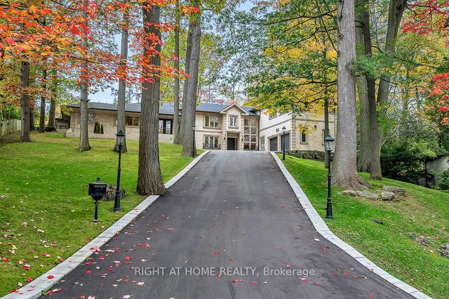 6 Hunthill Court