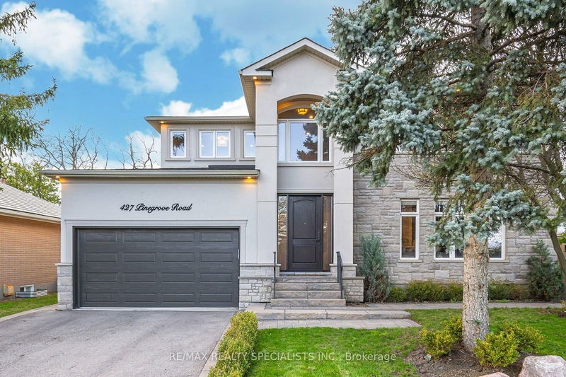 427 Pinegrove Rd  Oakville, L6K 2B6 | Image 1