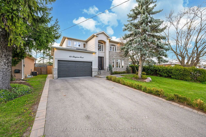 427 Pinegrove Rd  Oakville, L6K 2B6 | Image 3