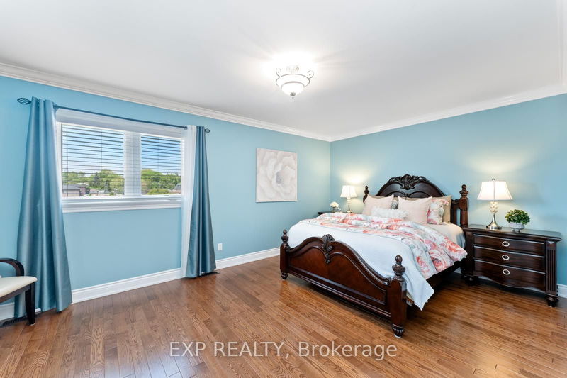 2 Rochdale Ave  Toronto, M6E 1X1 | Image 23