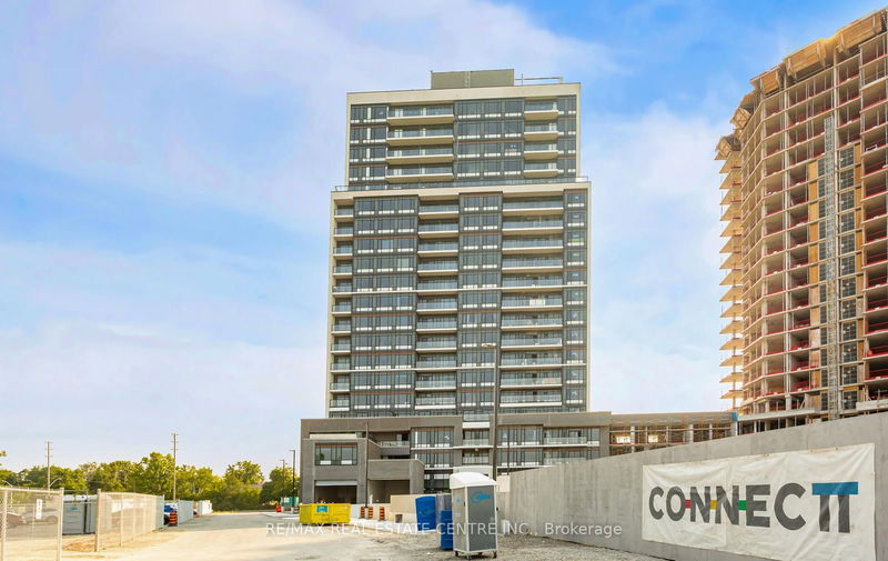 home for lease on 1701-8010 Derry Road