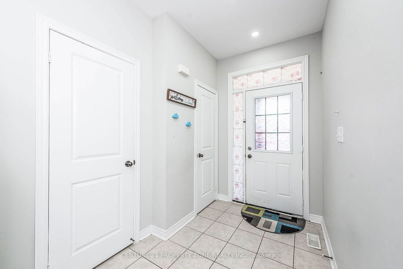 39 Rangemore Rd  Brampton, L7A 0B2 | Image 5