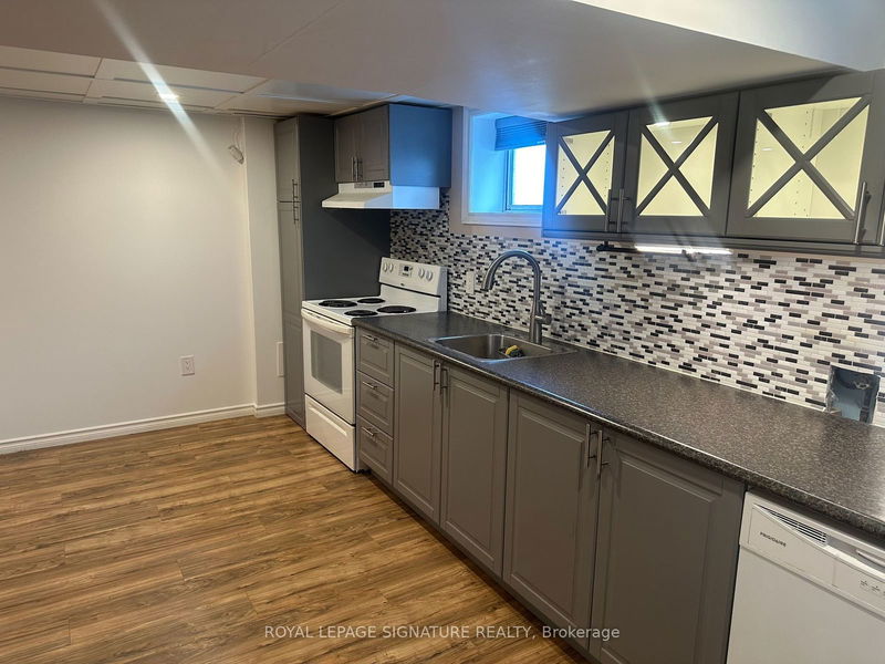 home for lease on 15 Queen Street S