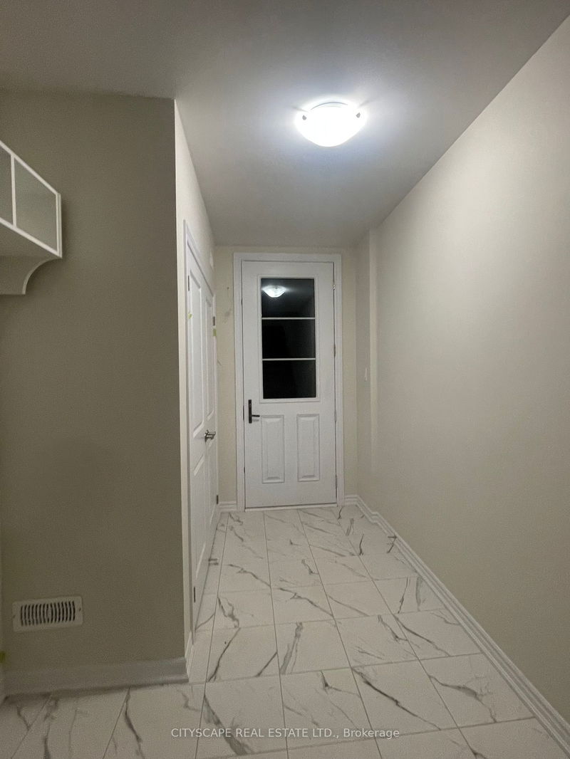 home for lease on 1459 National Common