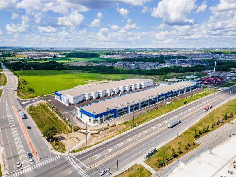 B11 - 20 Lightbeam Terr, Brampton, L6Y 0E3 | Image 2