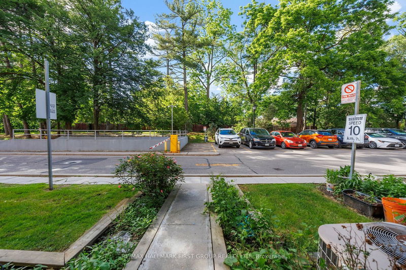  149 - 3025 The Credit Woodlands Dr  Mississauga, L5C 2V3 | Image 1