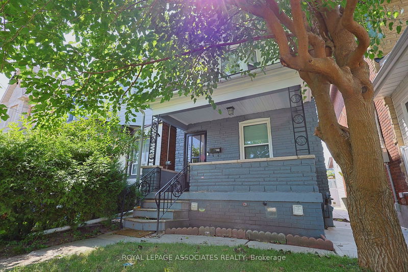 140 Brownville Ave  Toronto, M6N 4L4 | Image 2