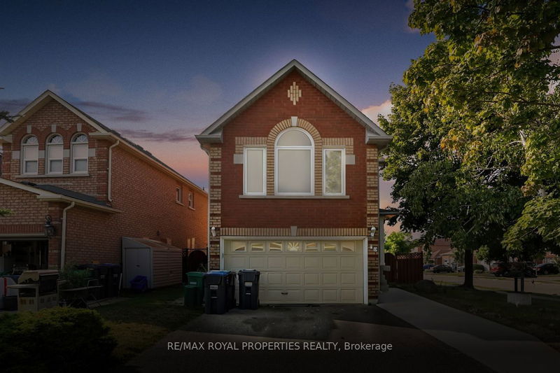 48 Zachary Dr  Brampton, L7A 1H7 | Image 1