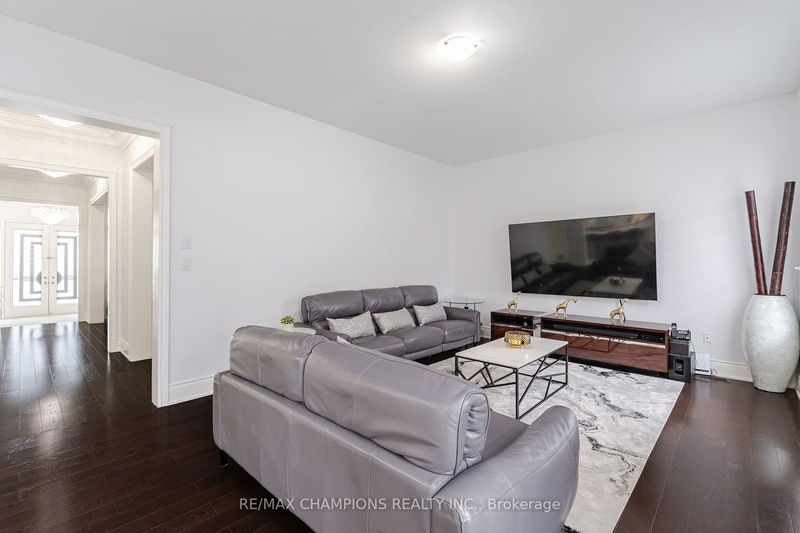 10 Minister Rd  Brampton, L6P 4J7 | Image 16