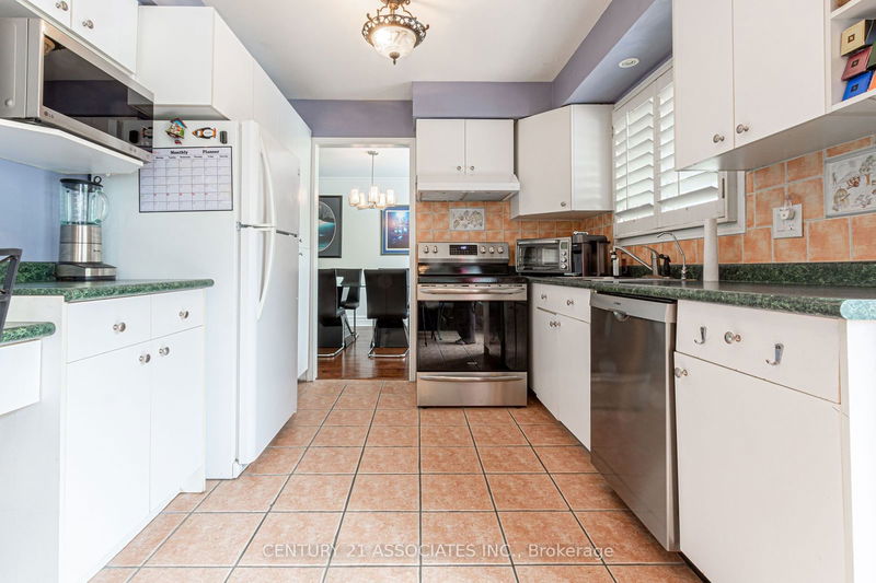 2560 Brasilia Circ  Mississauga, L5N 2G1 | Image 10