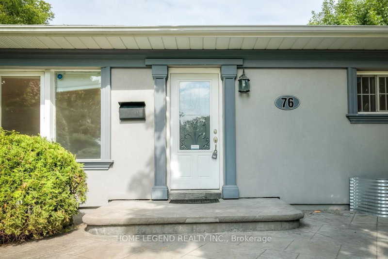 76 Eldomar Ave, Brampton, L6W 1R3 | Image 3