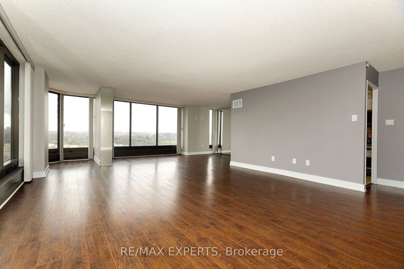  1609 - 2045 Lake Shore Blvd  Toronto, M8V 2Z6 | Image 17