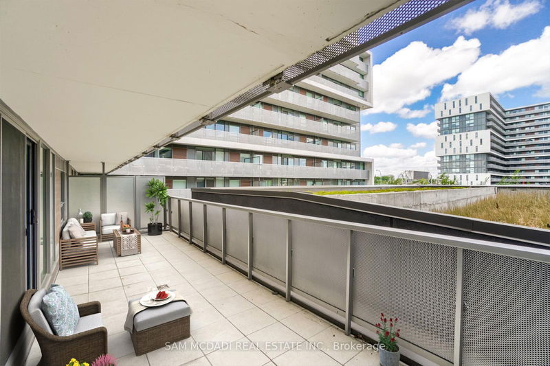  325 - 160 Flemington Rd  Toronto, M6A 2N9 | Image 25