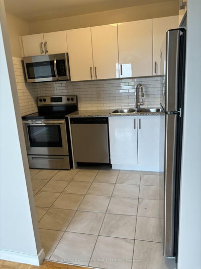 Condo leased at 604-10 Garfella Drive, Toronto, Ontario, M9V 2E9 - Mount Olive-Silverstone-Jamestown - MLS: W9260662