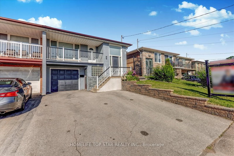 12 Primula Cres, Toronto, M9L 1K1 | Image 2