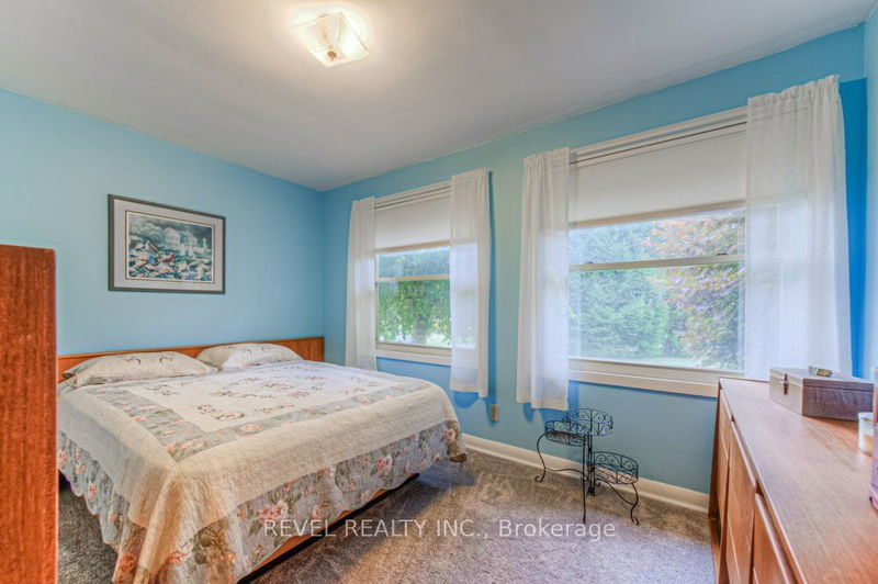 993 Cloverleaf Dr  Burlington, L7T 3Y8 | Image 11