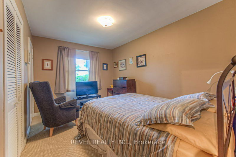 993 Cloverleaf Dr  Burlington, L7T 3Y8 | Image 13