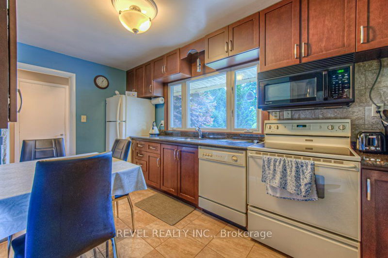 993 Cloverleaf Dr  Burlington, L7T 3Y8 | Image 8