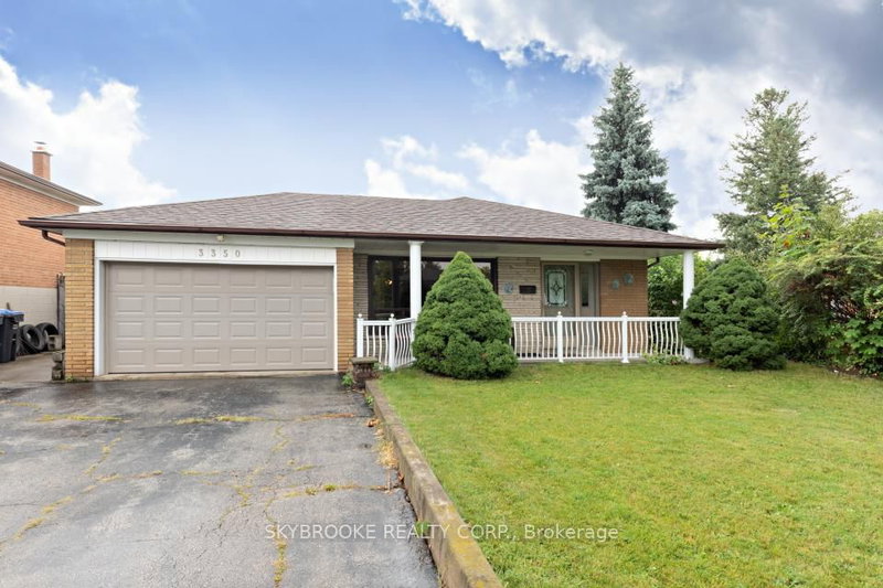 3350 Lehigh Cres W, Mississauga, L4T 1W8 | Image 2