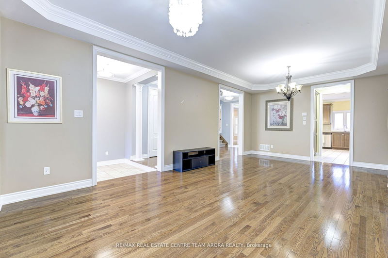 99 Royal West Dr  Brampton, L6X 0V8 | Image 5