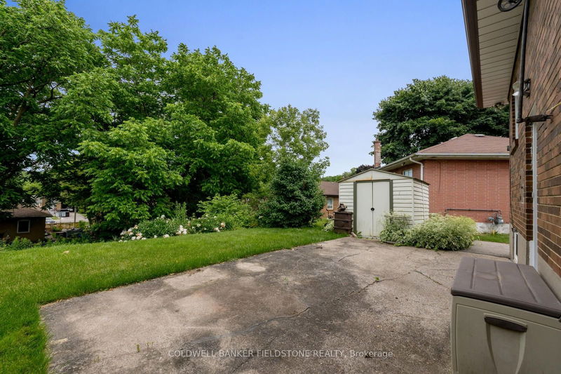 17 Hewson Cres  Halton Hills, L7G 2N8 | Image 31