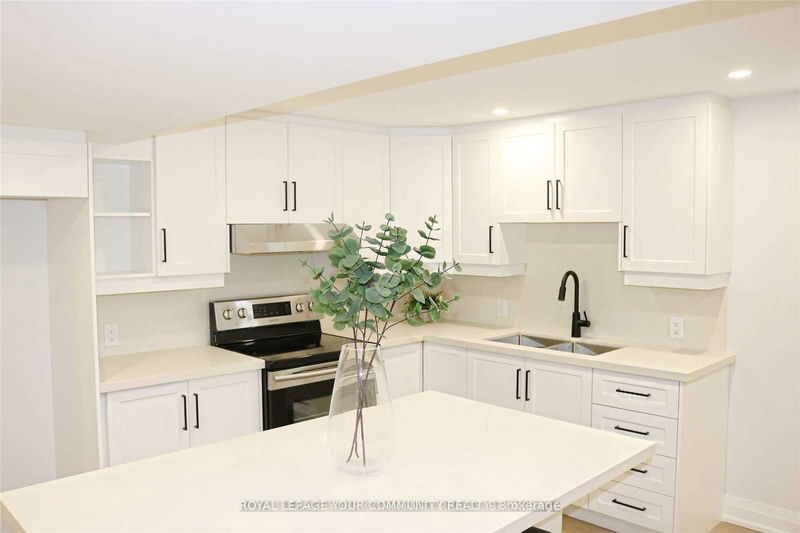 home for lease on Lower-4 Norgrove Crescent