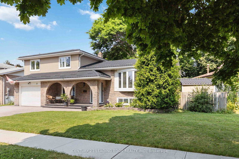 9 TROTTERS Lane, Brampton, L6Y 1B5 | Image 3