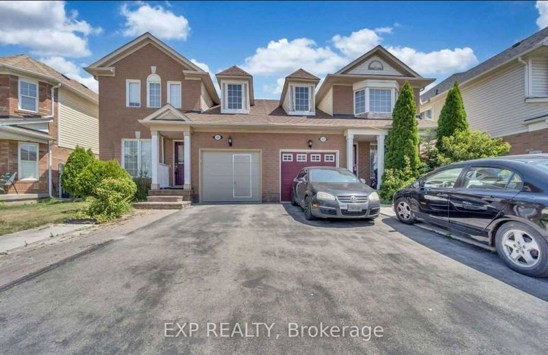 40 Sweetwood Circ  Brampton, L7A 2X7 | Image 1