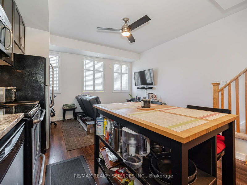  3A - 867 Wilson Ave  Toronto, M3K 1E6 | Image 9